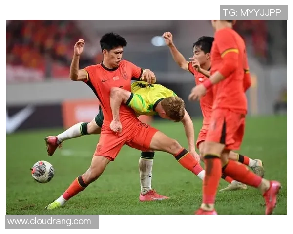 中国足球队备战亚洲杯 新帅亮相目标直指冠军荣耀