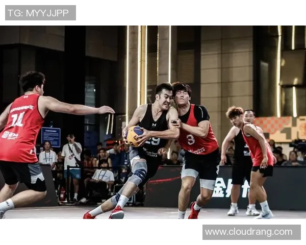 篮球点燃青春激情展现团队力量谱写拼搏与梦想新篇章