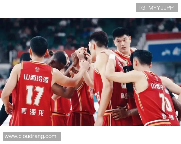 精彩对决再现经典 激烈比赛中双方比分交替领先 直至最后一刻定胜负